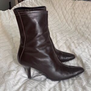 Coach brown leather heeled boots size 7 classic normal core
